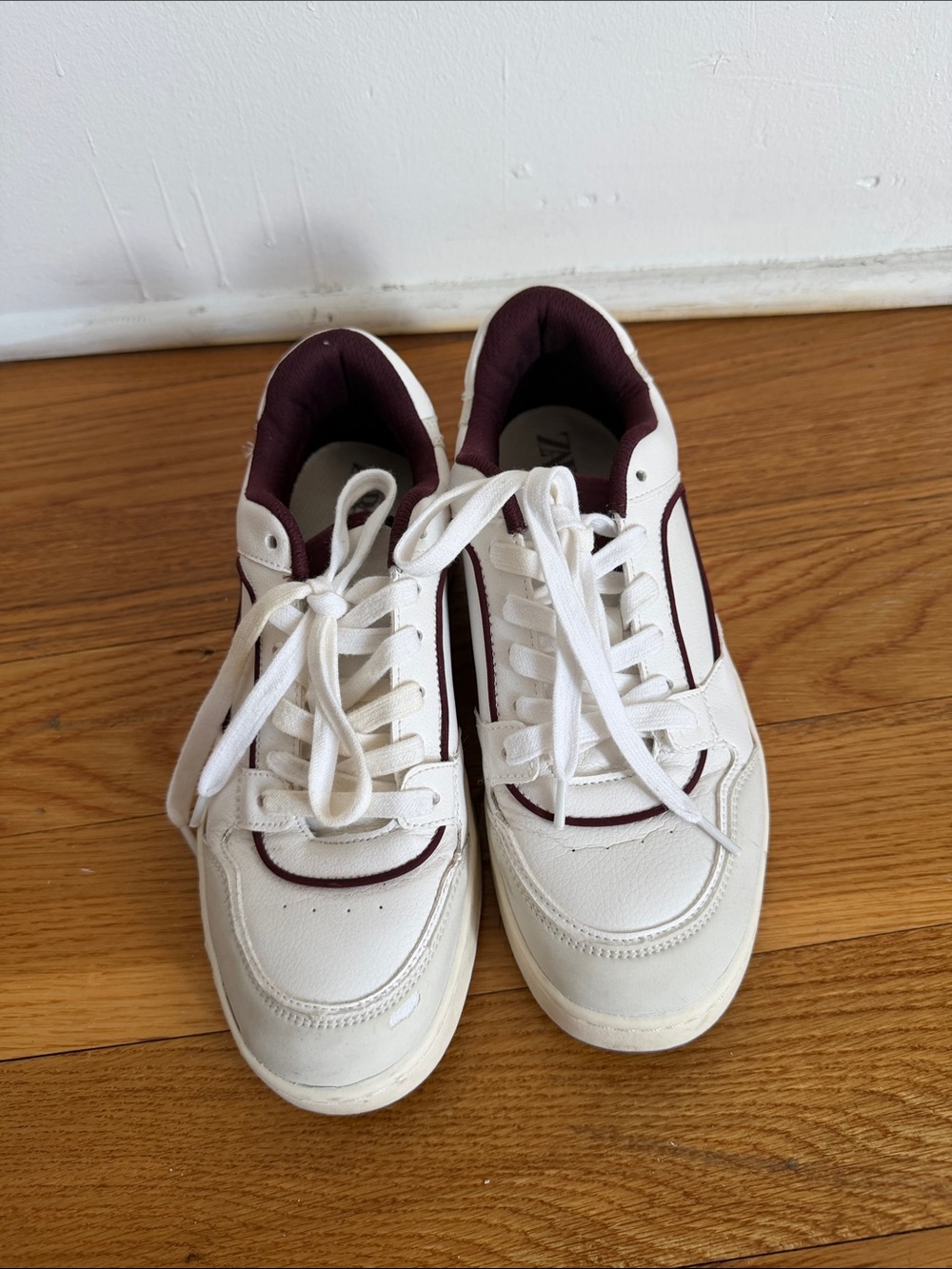 White Sneakers with Burgundy Trim - Picture 2 of 8